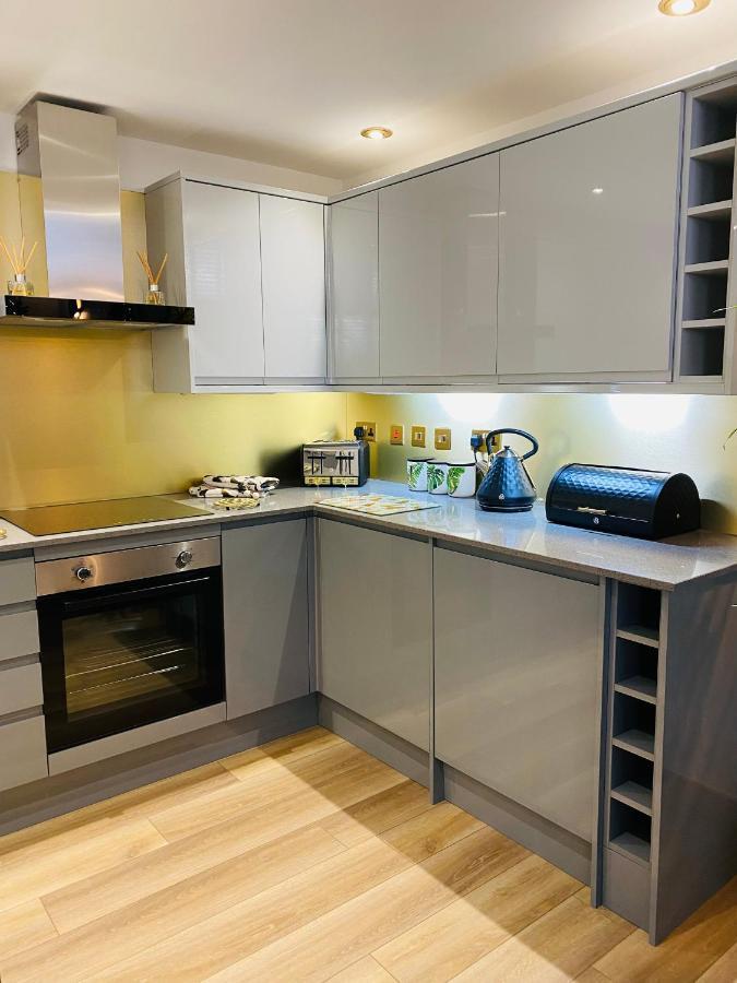 Luxury 1 Bedroom Duplex With Free Parking Плімут Екстер'єр фото